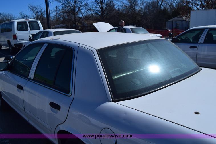 image for item K8697 2008 Ford Crown Victoria Police Interceptor