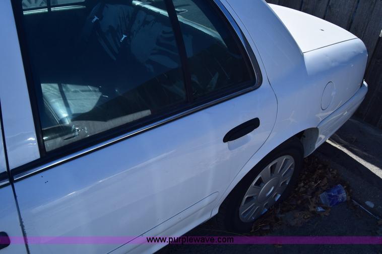 image for item K8697 2008 Ford Crown Victoria Police Interceptor