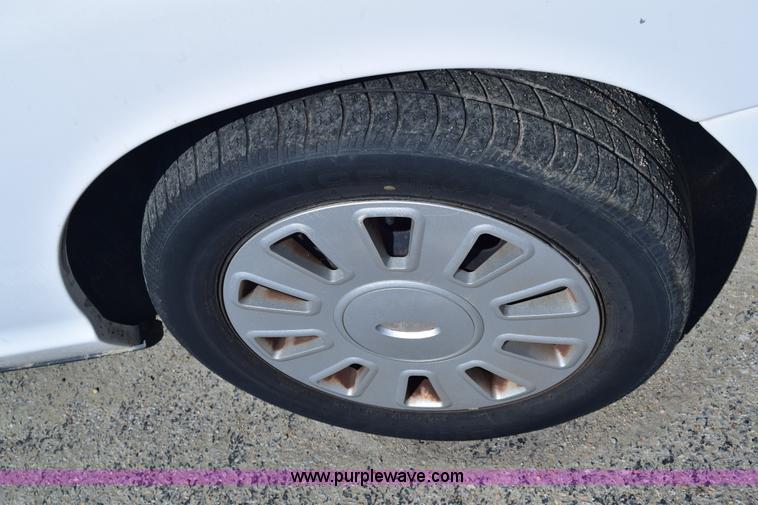 image for item K8697 2008 Ford Crown Victoria Police Interceptor