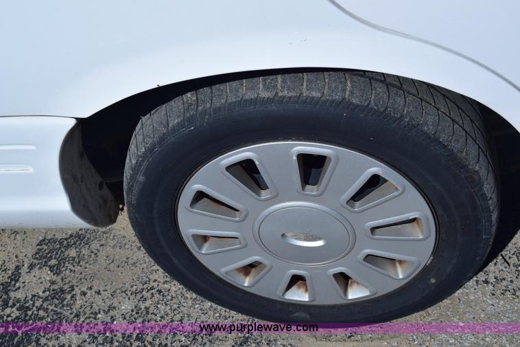 image for item K8697 2008 Ford Crown Victoria Police Interceptor