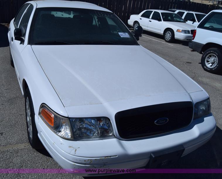 image for item K8698 2008 Ford Crown Victoria Police Interceptor