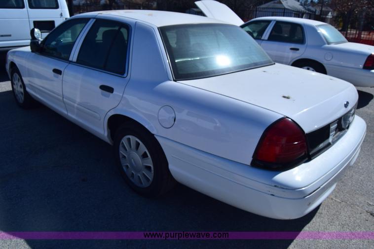 image for item K8698 2008 Ford Crown Victoria Police Interceptor