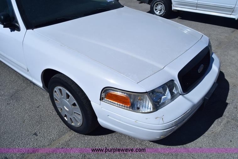 image for item K8698 2008 Ford Crown Victoria Police Interceptor