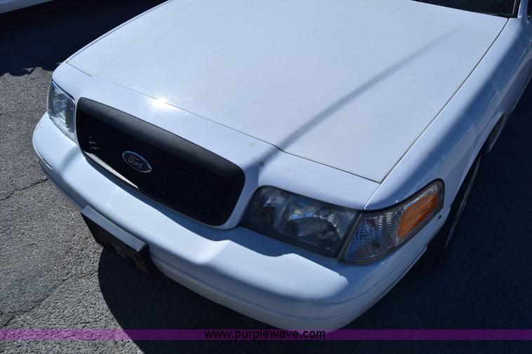 image for item K8698 2008 Ford Crown Victoria Police Interceptor