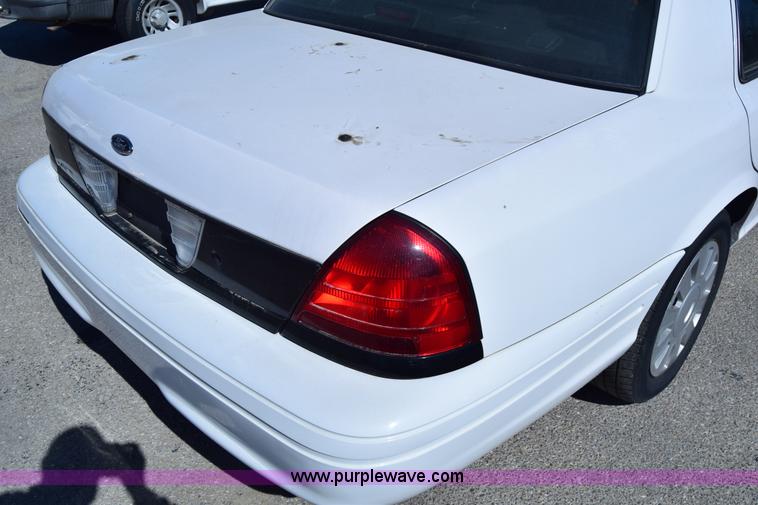 image for item K8698 2008 Ford Crown Victoria Police Interceptor