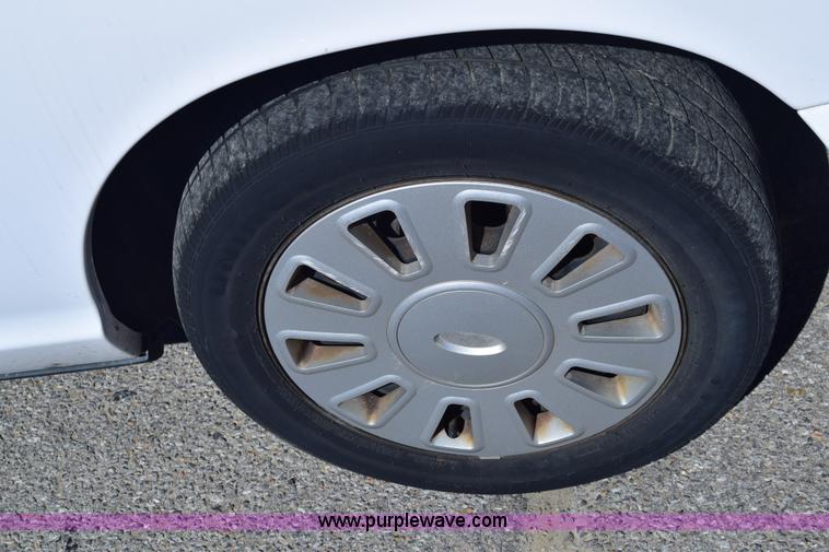 image for item K8698 2008 Ford Crown Victoria Police Interceptor