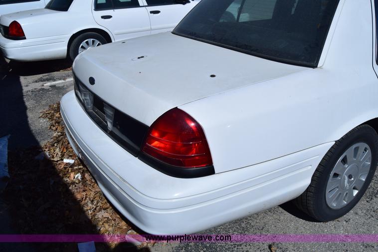 image for item K8699 2008 Ford Crown Victoria Police Interceptor