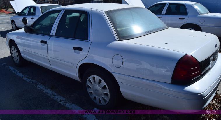 image for item K8699 2008 Ford Crown Victoria Police Interceptor