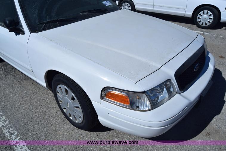 image for item K8699 2008 Ford Crown Victoria Police Interceptor