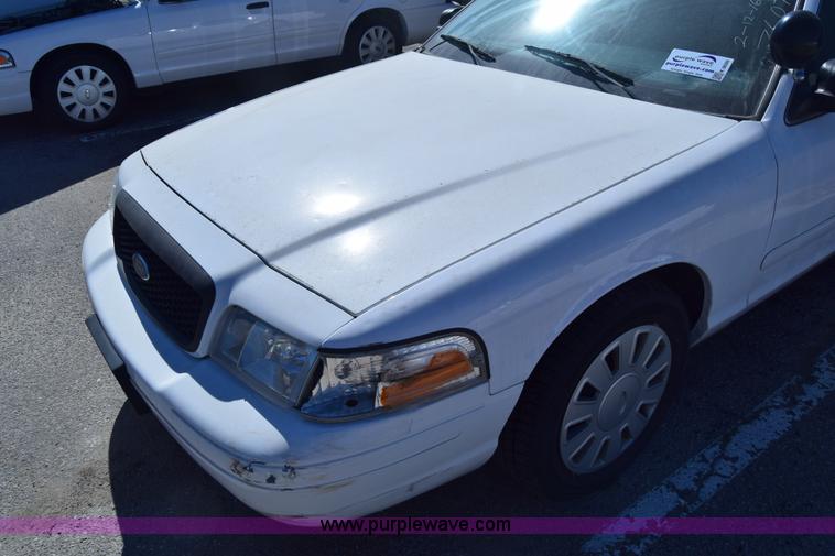 image for item K8699 2008 Ford Crown Victoria Police Interceptor