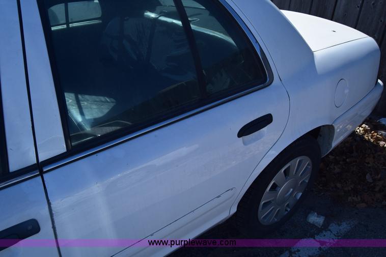 image for item K8699 2008 Ford Crown Victoria Police Interceptor