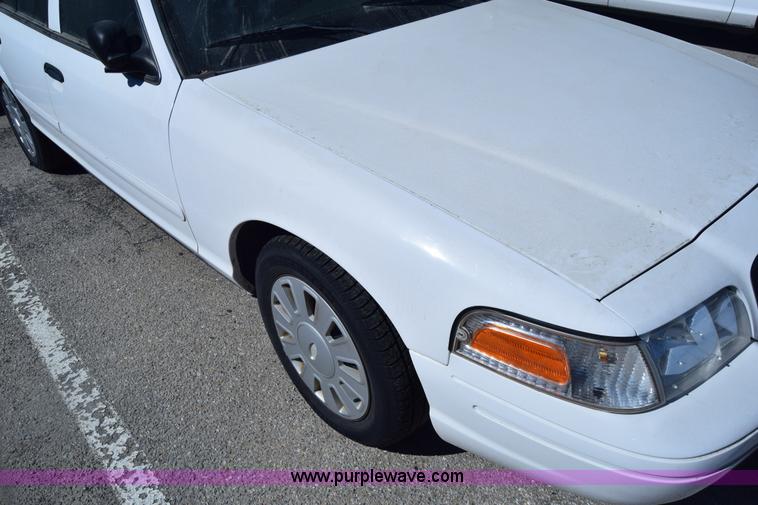 image for item K8699 2008 Ford Crown Victoria Police Interceptor