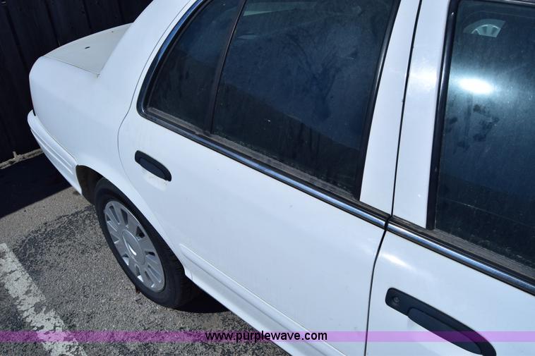 image for item K8699 2008 Ford Crown Victoria Police Interceptor