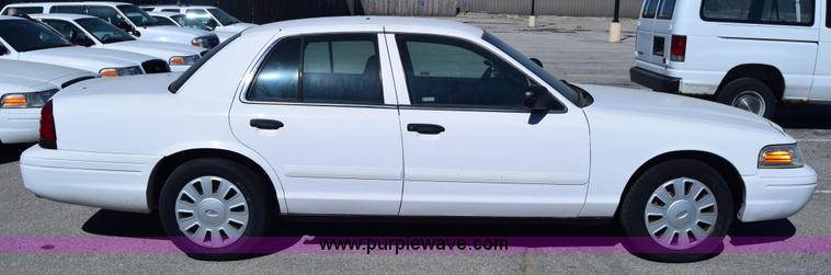 image for item K8700 2008 Ford Crown Victoria Police Interceptor