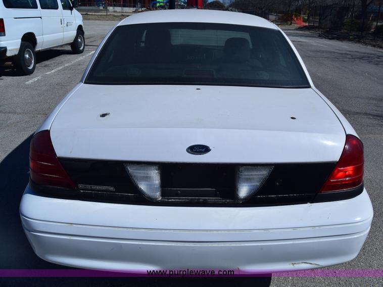 image for item K8700 2008 Ford Crown Victoria Police Interceptor