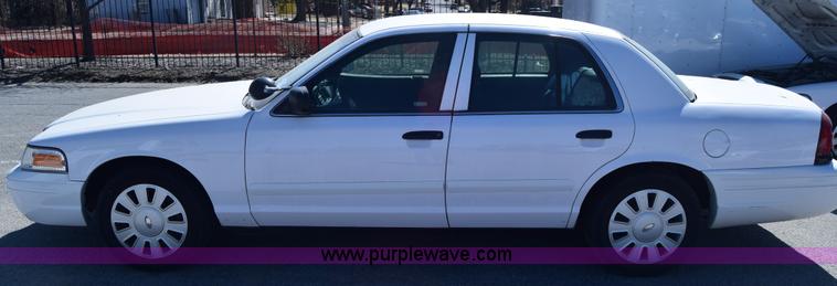 image for item K8700 2008 Ford Crown Victoria Police Interceptor