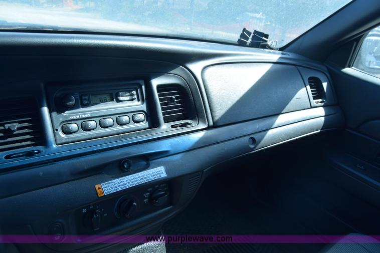 image for item K8700 2008 Ford Crown Victoria Police Interceptor