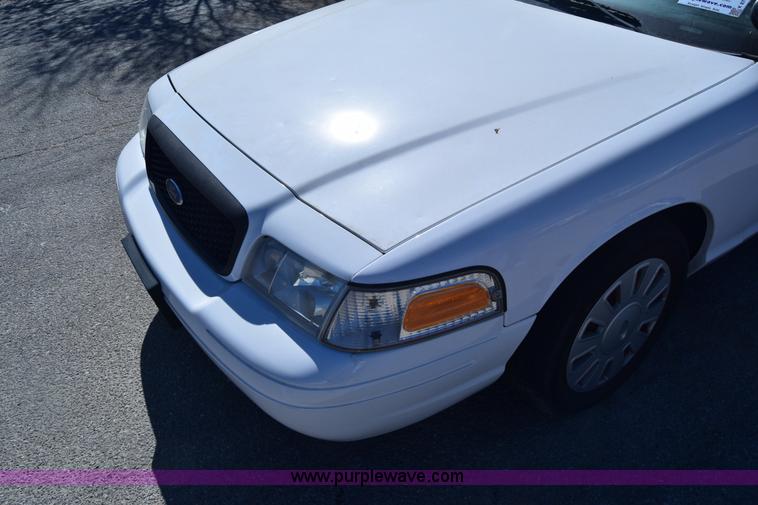 image for item K8700 2008 Ford Crown Victoria Police Interceptor