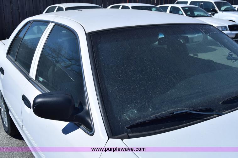 image for item K8700 2008 Ford Crown Victoria Police Interceptor