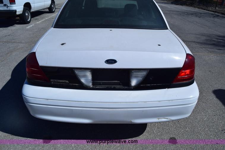 image for item K8700 2008 Ford Crown Victoria Police Interceptor