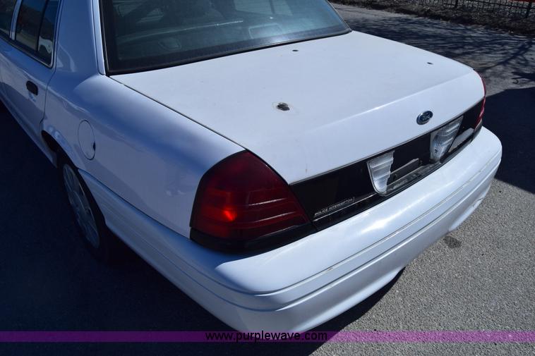 image for item K8700 2008 Ford Crown Victoria Police Interceptor