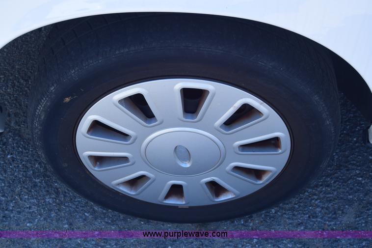 image for item K8700 2008 Ford Crown Victoria Police Interceptor