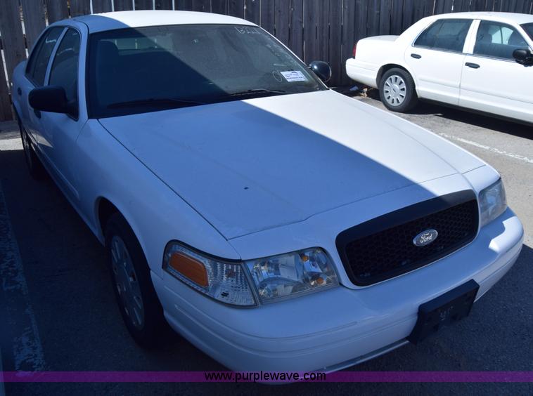 image for item K8701 2008 Ford Crown Victoria Police Interceptor