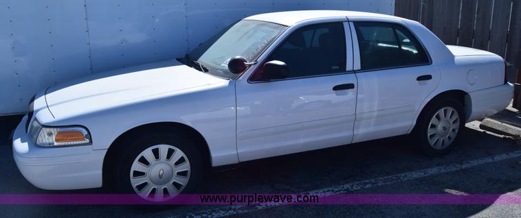image for item K8701 2008 Ford Crown Victoria Police Interceptor