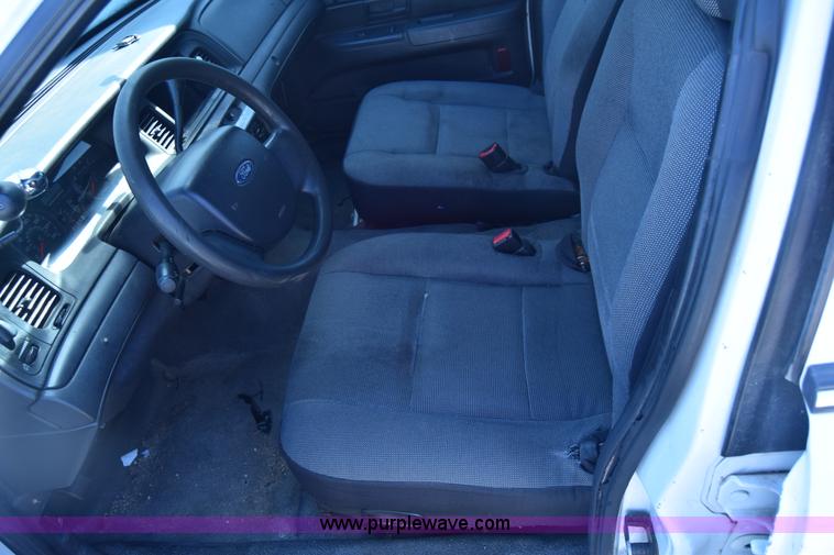 image for item K8701 2008 Ford Crown Victoria Police Interceptor