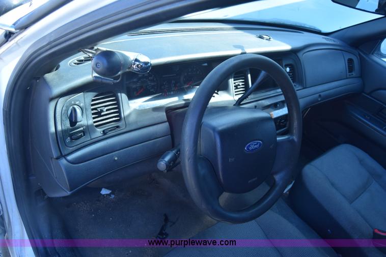 image for item K8701 2008 Ford Crown Victoria Police Interceptor