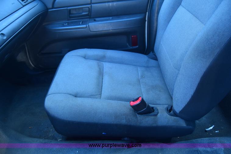 image for item K8701 2008 Ford Crown Victoria Police Interceptor