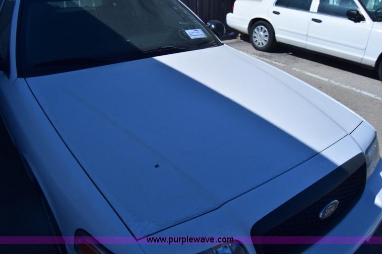 image for item K8701 2008 Ford Crown Victoria Police Interceptor