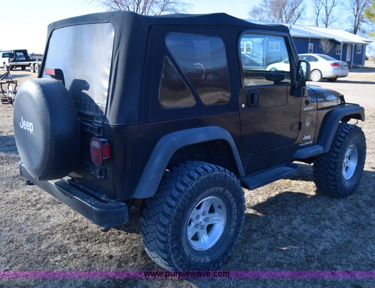 image for item K8708 2003 Jeep Wrangler Sport SUV
