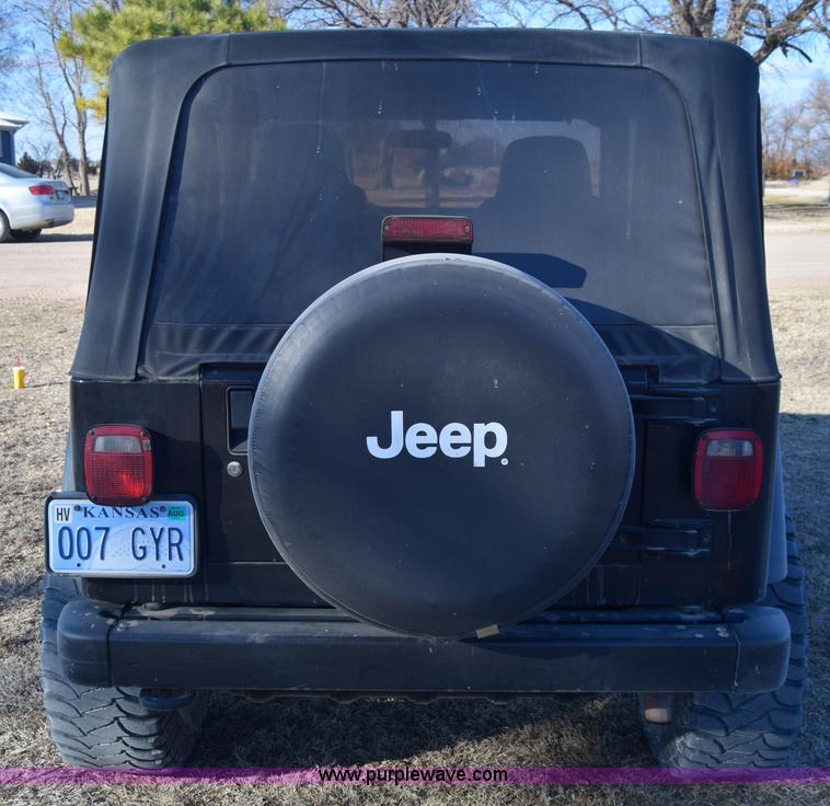 image for item K8708 2003 Jeep Wrangler Sport SUV