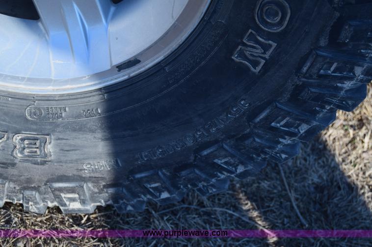 image for item K8708 2003 Jeep Wrangler Sport SUV