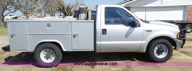 image for item L1527 1999 Ford F250 Super Duty service truck