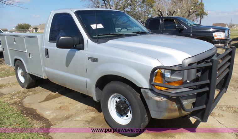 image for item L1527 1999 Ford F250 Super Duty service truck