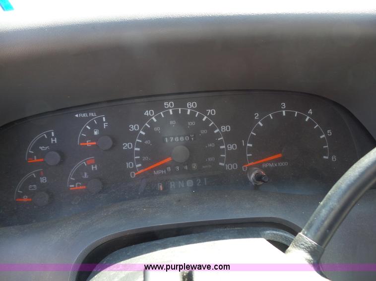 image for item L1527 1999 Ford F250 Super Duty service truck