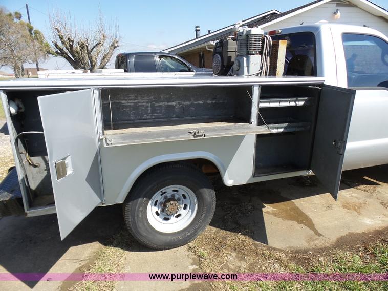 image for item L1527 1999 Ford F250 Super Duty service truck