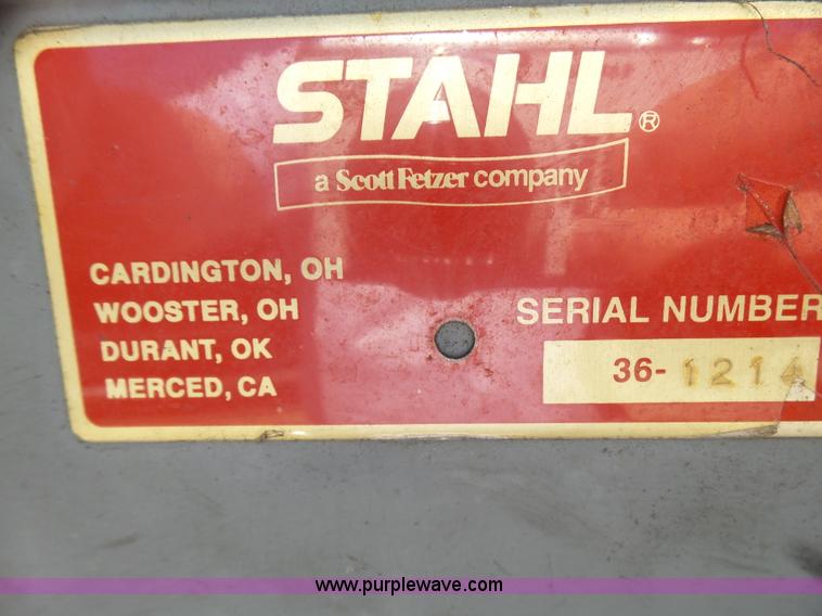 image for item L1527 1999 Ford F250 Super Duty service truck