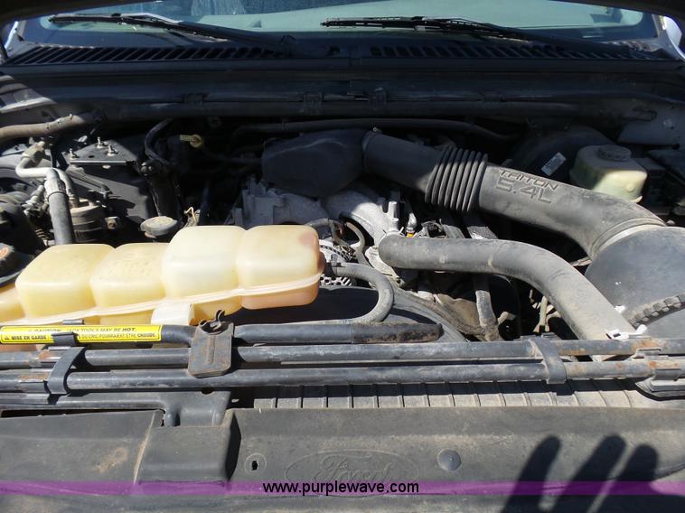 image for item L1527 1999 Ford F250 Super Duty service truck