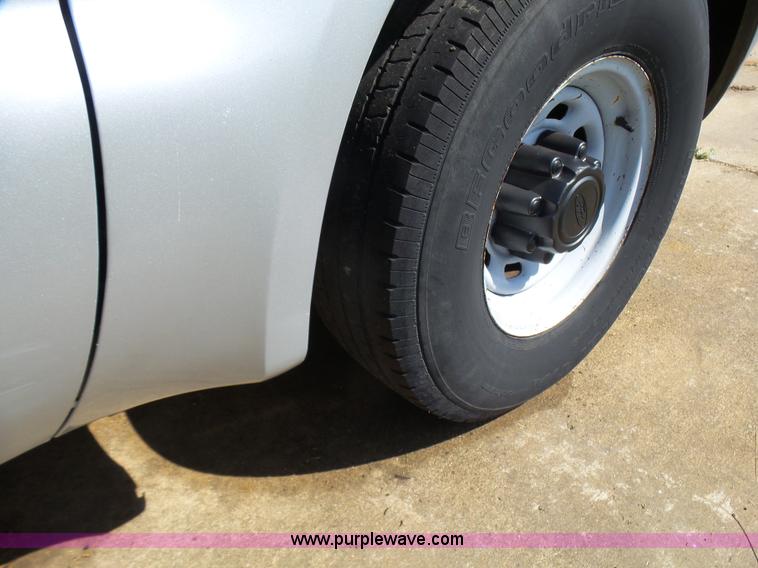 image for item L1527 1999 Ford F250 Super Duty service truck