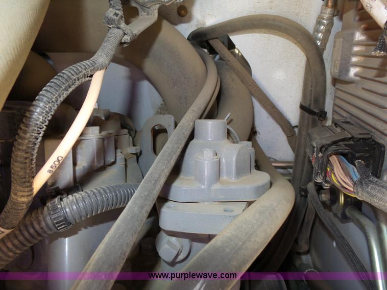 image for item L3665 2012 Bobcat S750 skid steer