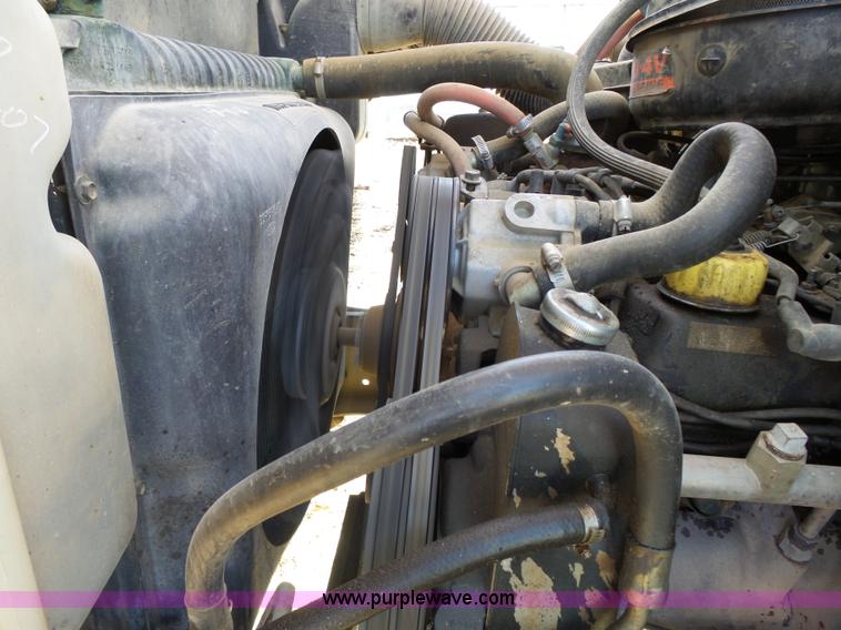 image for item L3666 1988 Ford F700 bucket truck