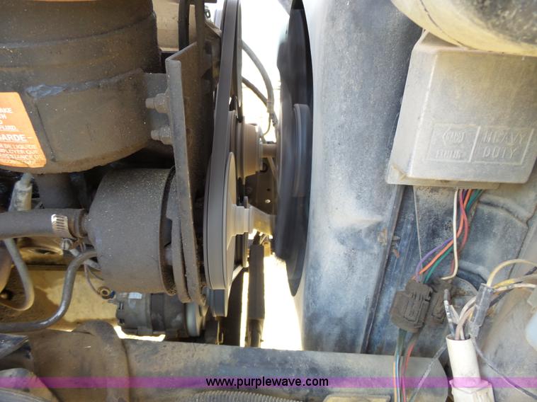 image for item L3666 1988 Ford F700 bucket truck