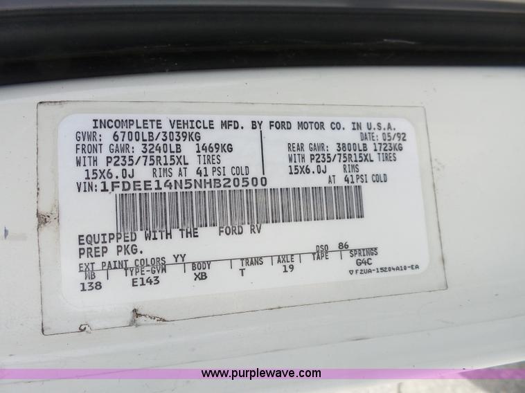 image for item L3683 1992 Ford Econoline E150 Diamond Executive van