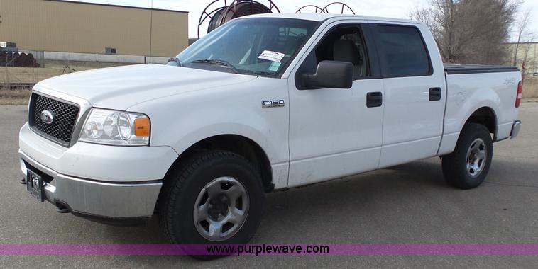 image for item L3690 2008 Ford F150 XLT SuperCrew pickup truck
