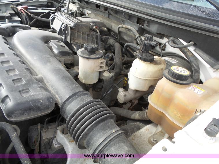 image for item L3690 2008 Ford F150 XLT SuperCrew pickup truck