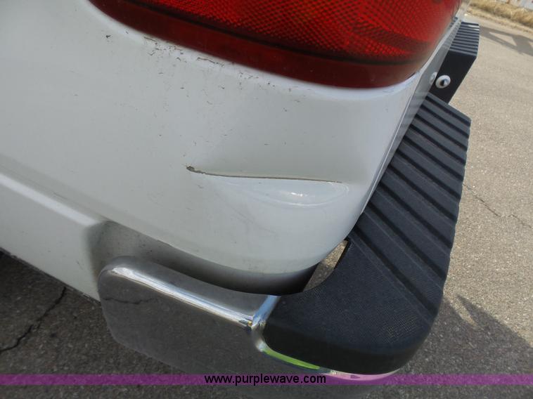 image for item L3690 2008 Ford F150 XLT SuperCrew pickup truck