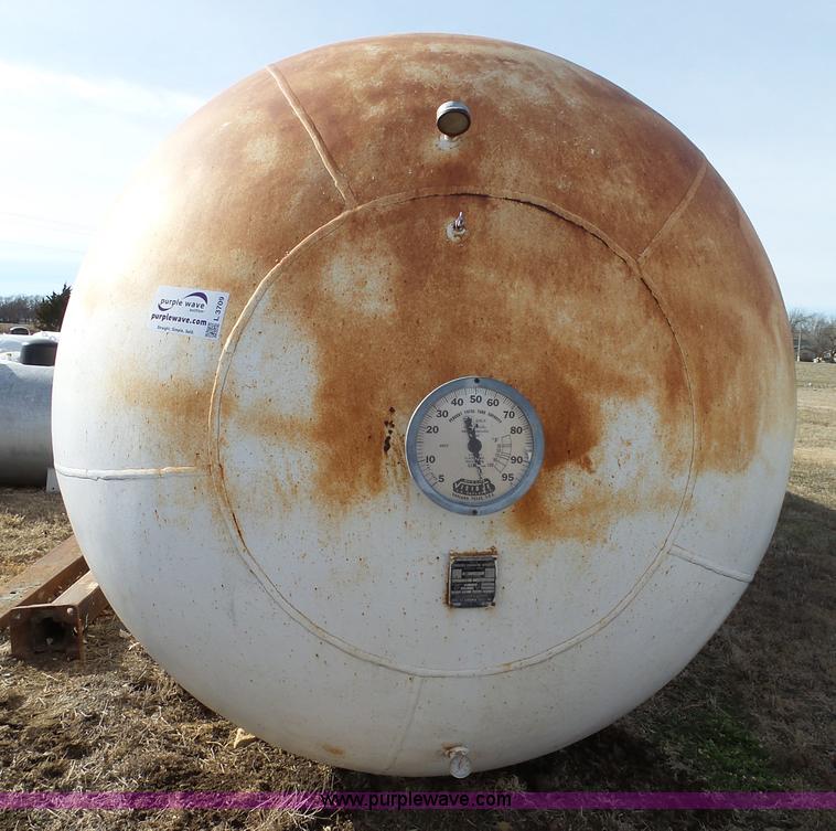 image for item L3709 1965 Cherokee steel propane tank